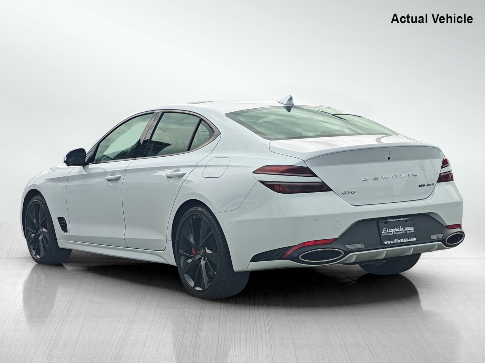 2023 Genesis G70 3.3T photo 5