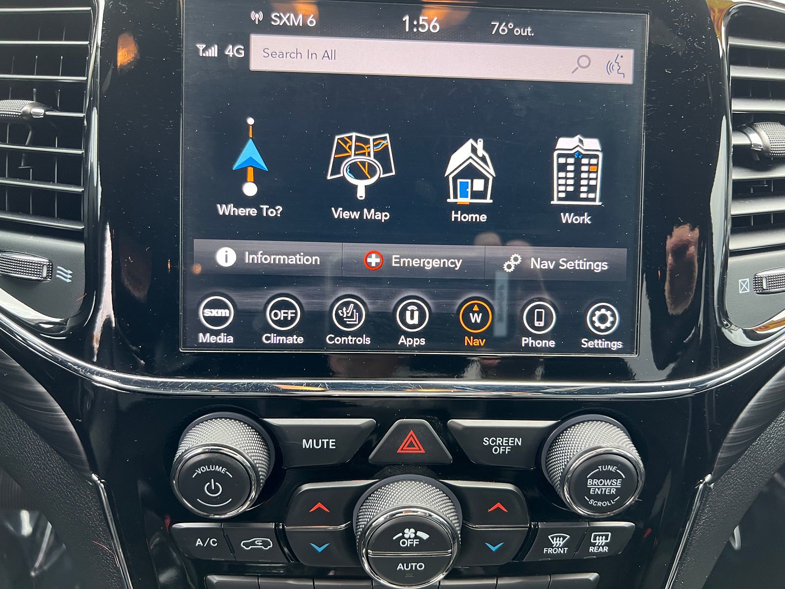 2020 Jeep Grand Cherokee Laredo E photo 10