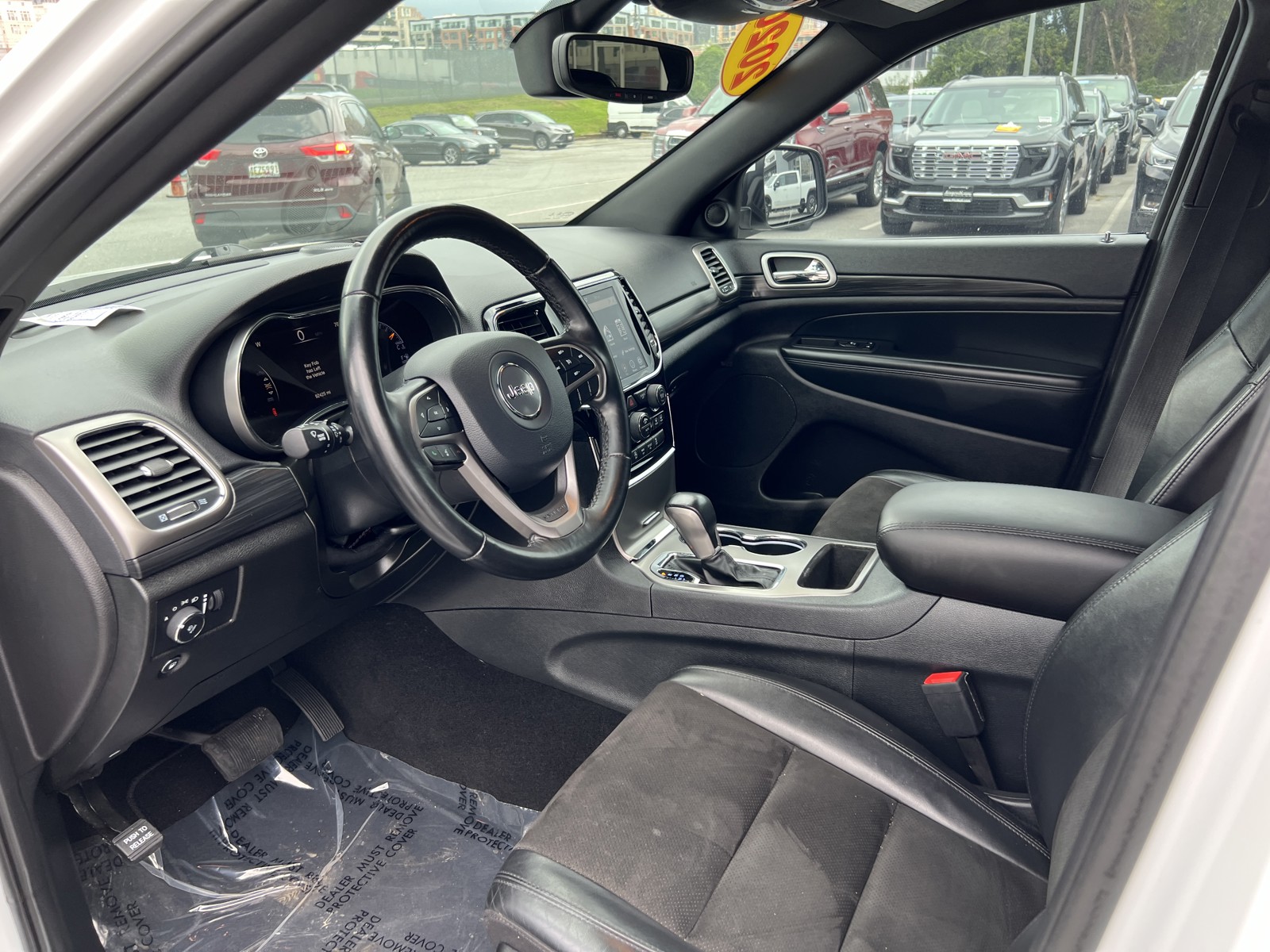 2020 Jeep Grand Cherokee Laredo E photo 11