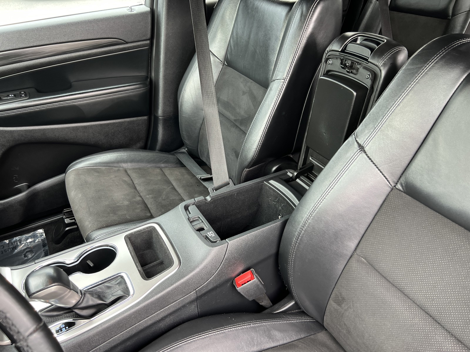 2020 Jeep Grand Cherokee Laredo E photo 13