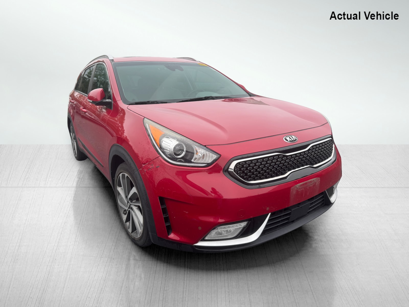 2017 Kia Niro Touring photo 2