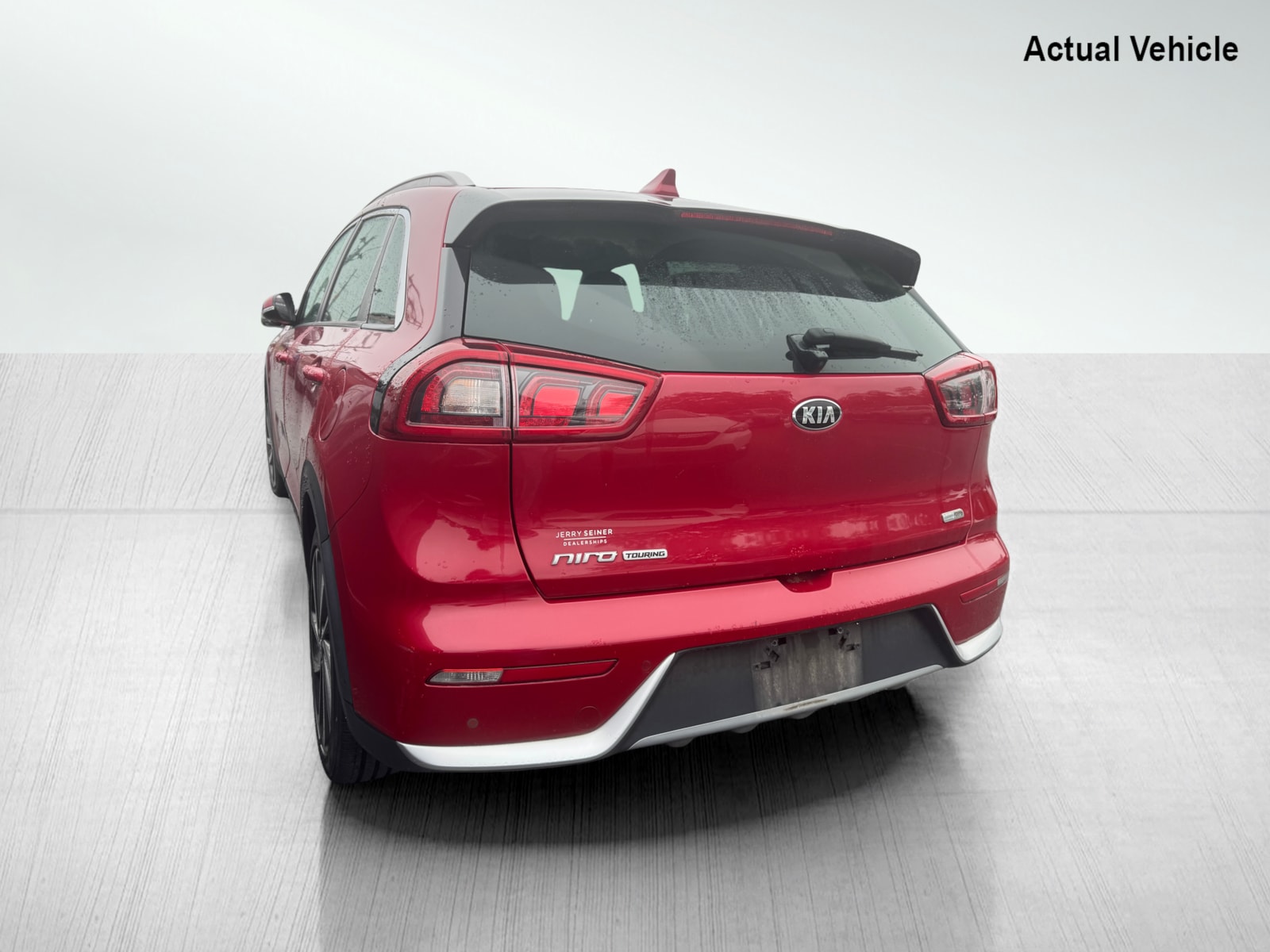 2017 Kia Niro Touring photo 4