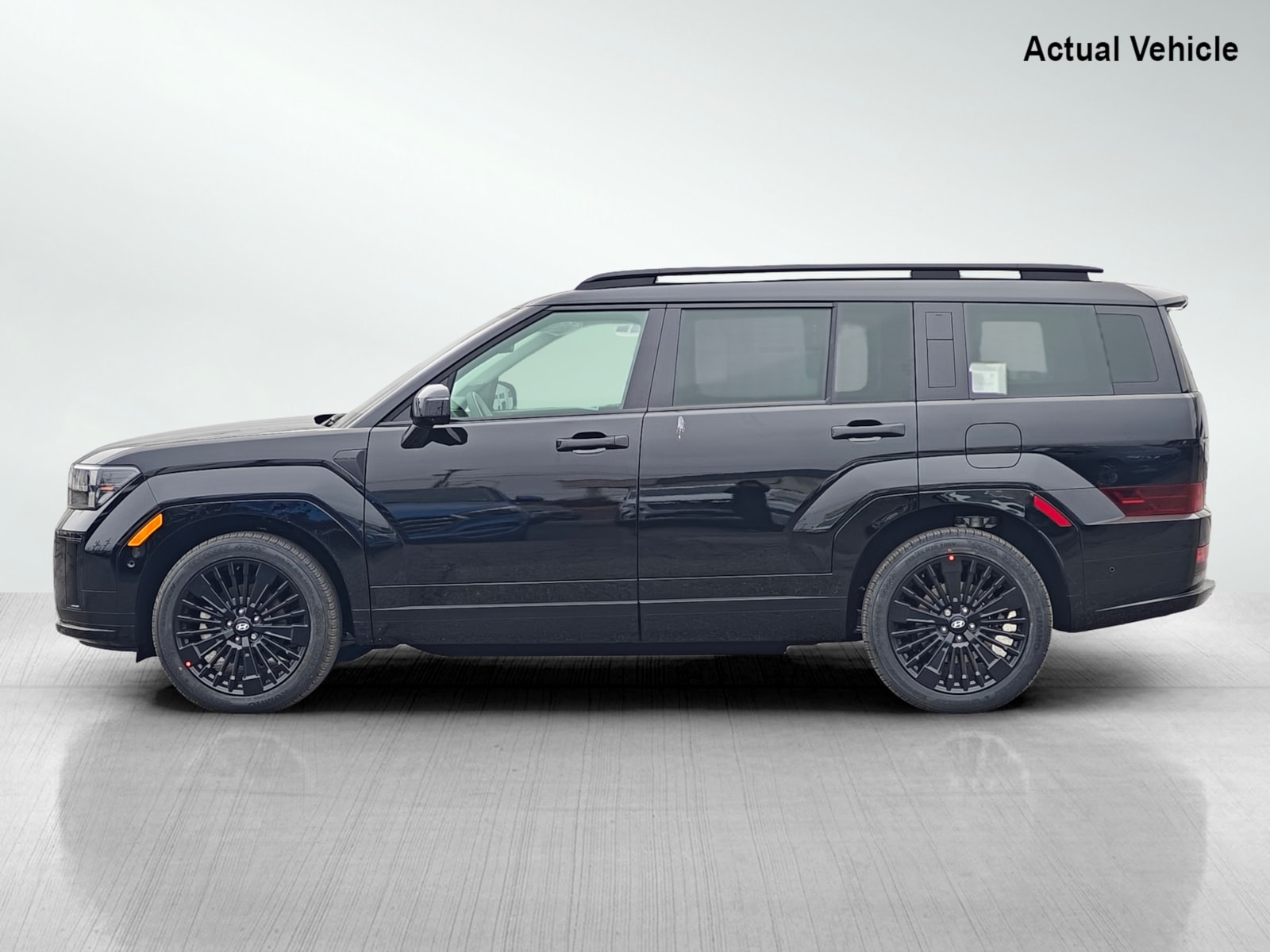 2025 Hyundai Santa Fe photo 3