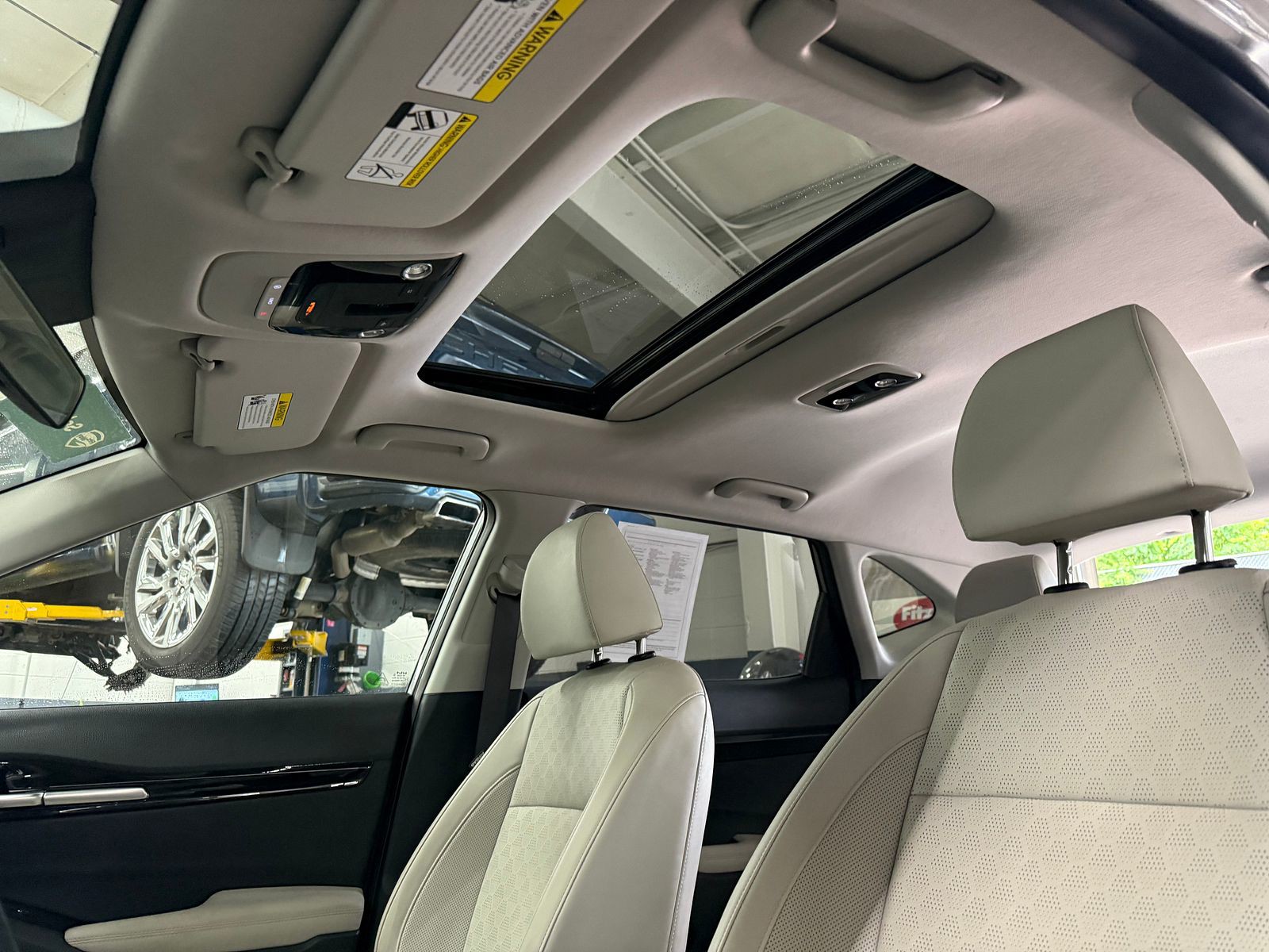 2022 Kia Seltos EX photo 10