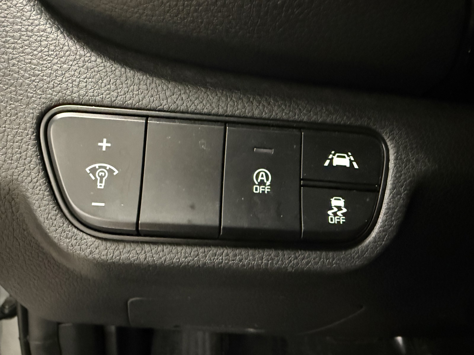 2022 Kia Seltos EX photo 16