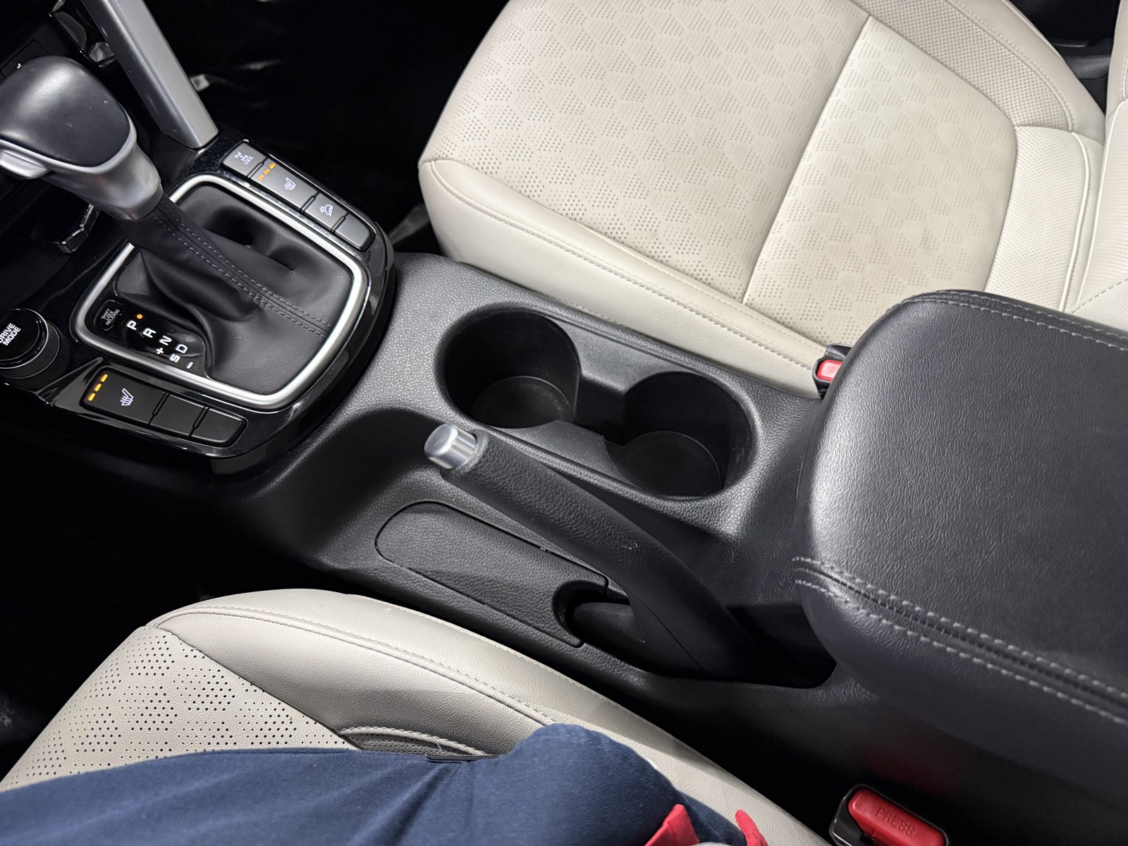 2022 Kia Seltos EX photo 24