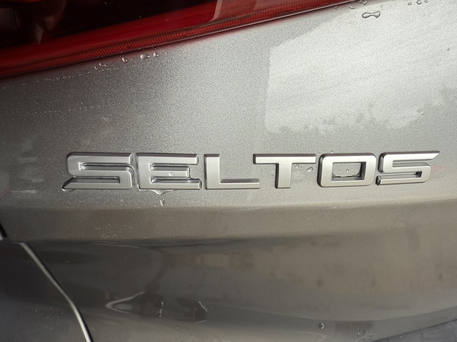 2022 Kia Seltos EX photo 28