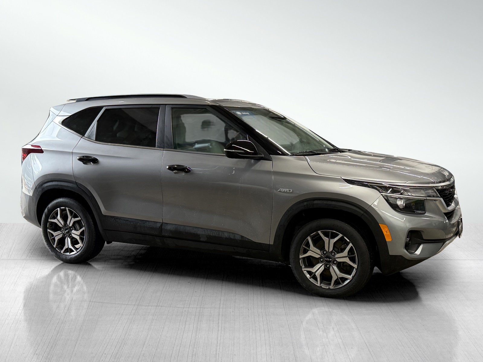 2022 Kia Seltos EX photo 4