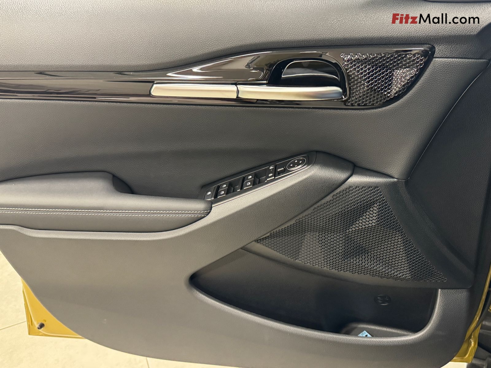 2024 Kia Seltos photo 8