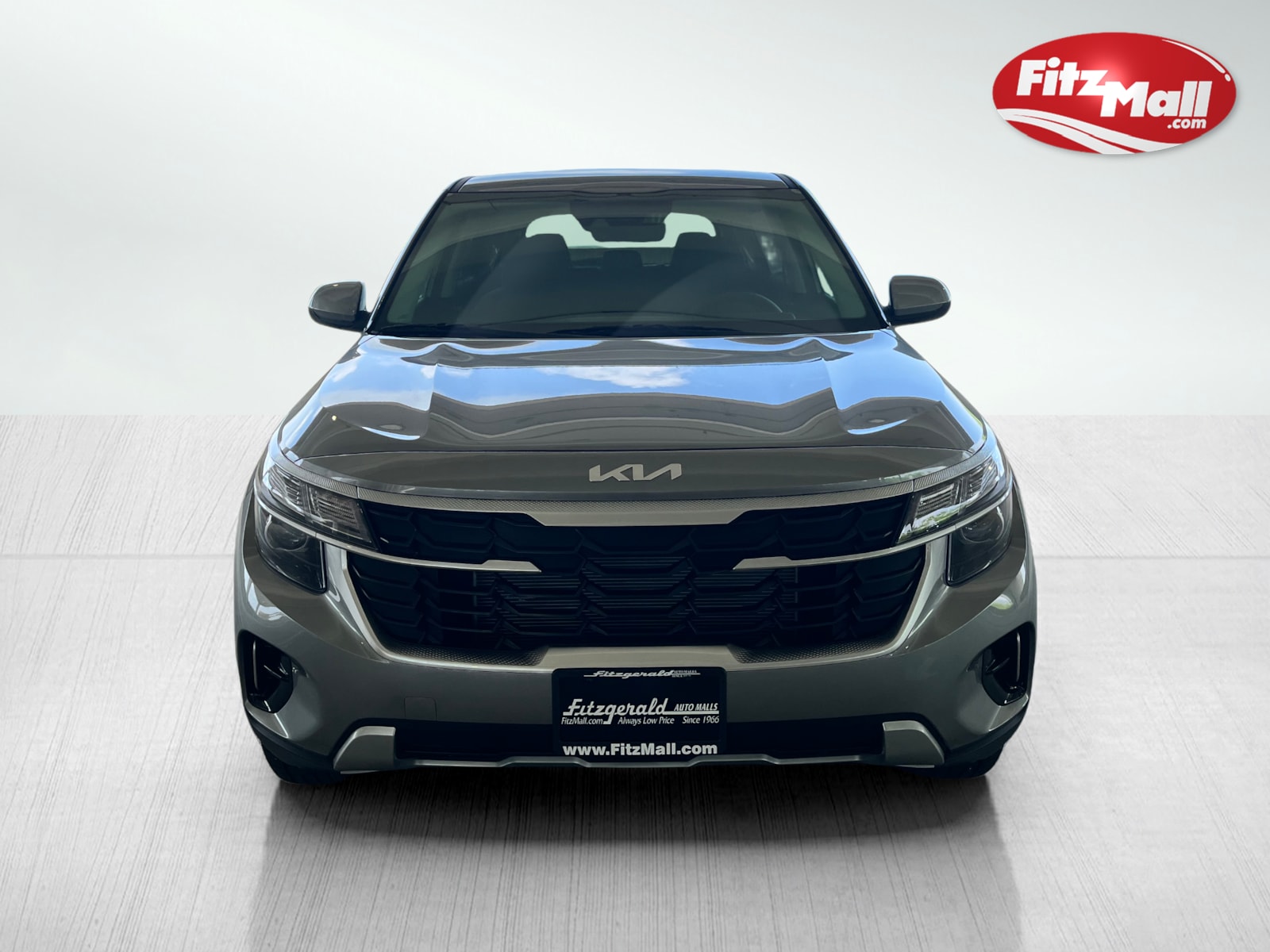 2025 Kia Seltos LX photo 3