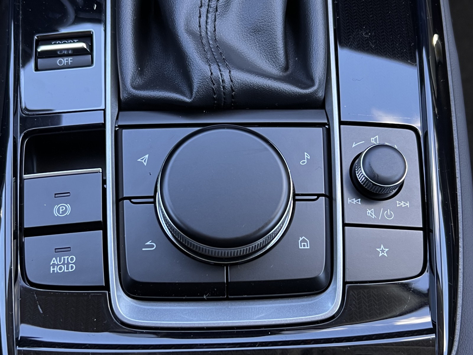 2025 Mazda CX-30 2.5 Select Sport photo 24