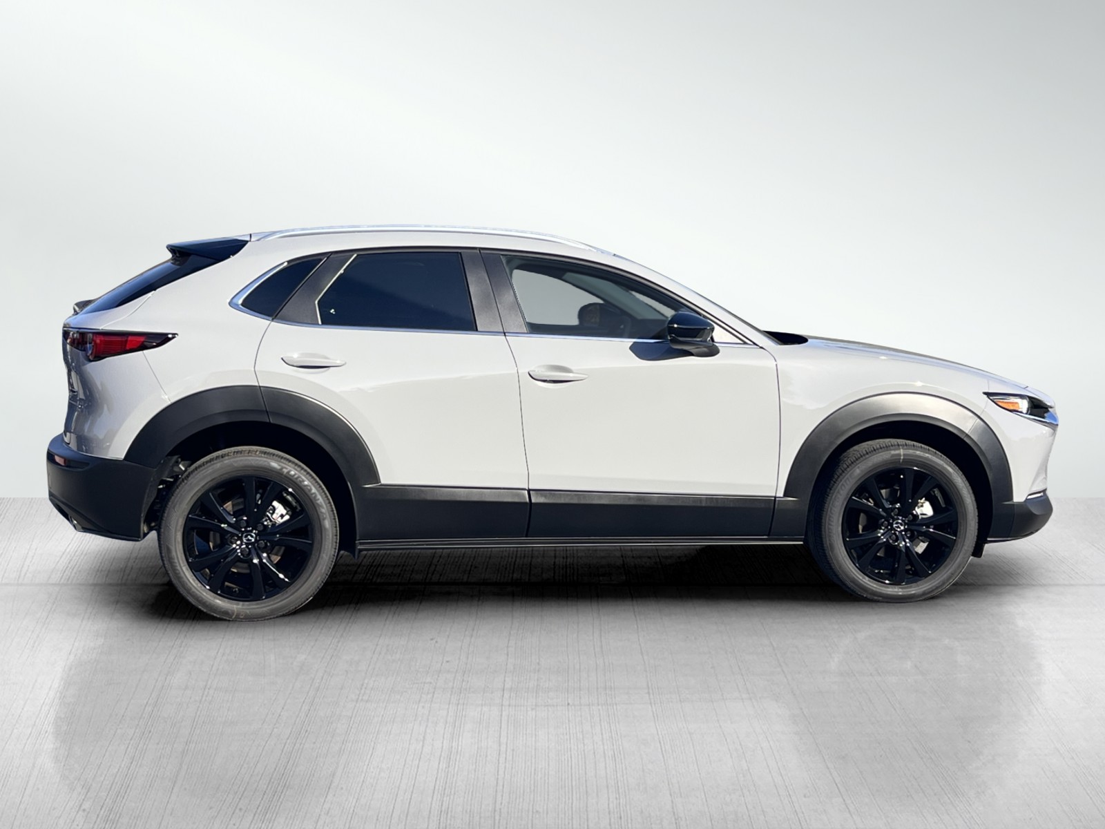 2025 Mazda CX-30 2.5 Select Sport photo 3