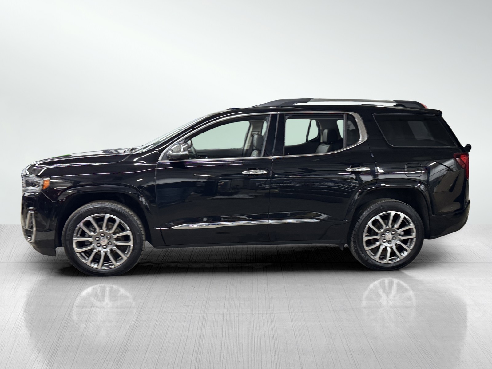 2023 Gmc Acadia Denali photo 3