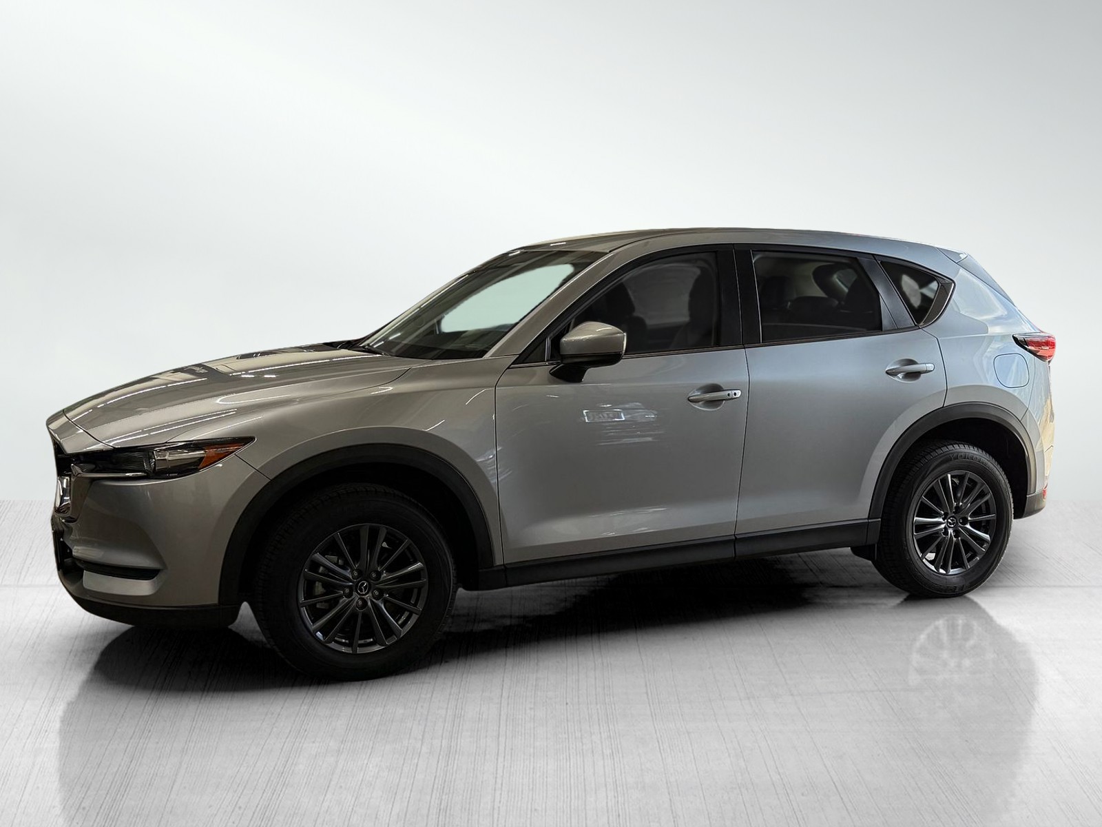 2021 Mazda CX-5 Touring photo 3