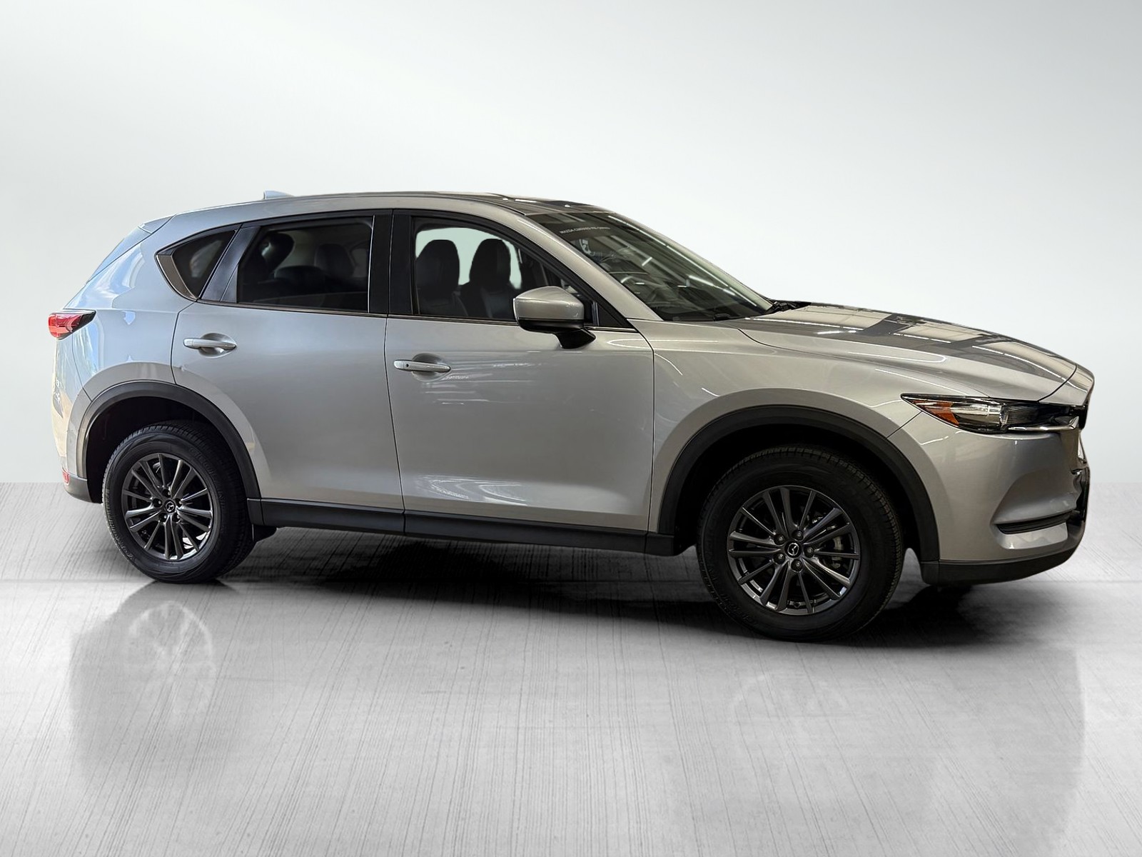 2021 Mazda CX-5 Touring photo 4