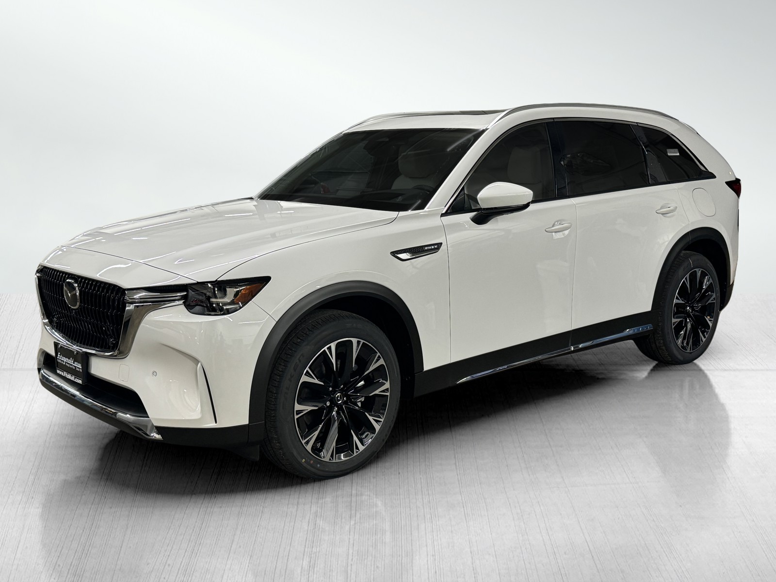 2025 Mazda CX-90 Premium Plus photo 2