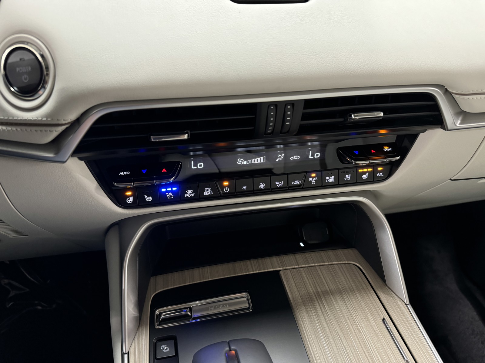 2025 Mazda CX-90 Premium Plus photo 23