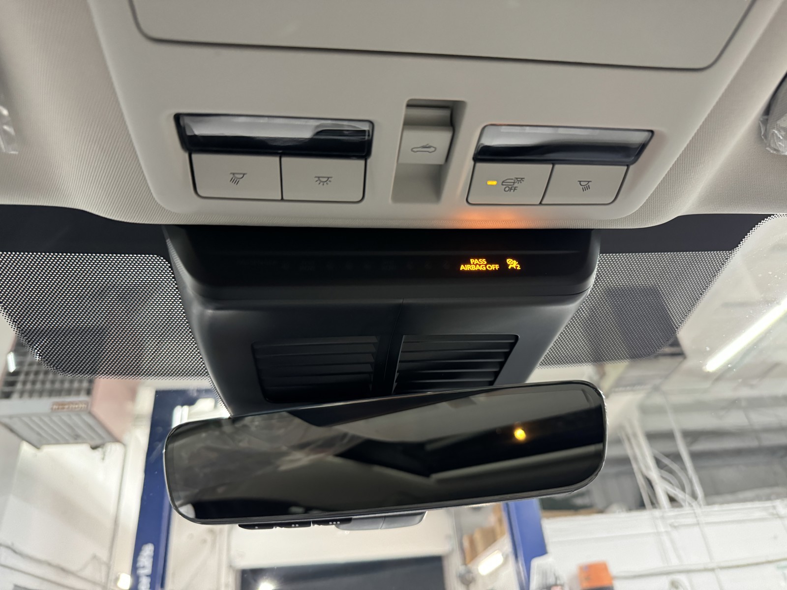 2025 Mazda CX-90 Premium Plus photo 25