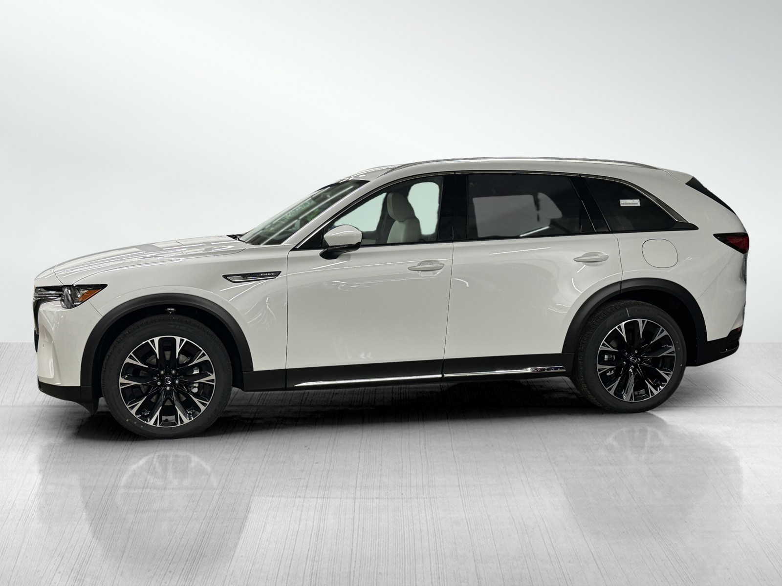 2025 Mazda CX-90 Premium Plus photo 3