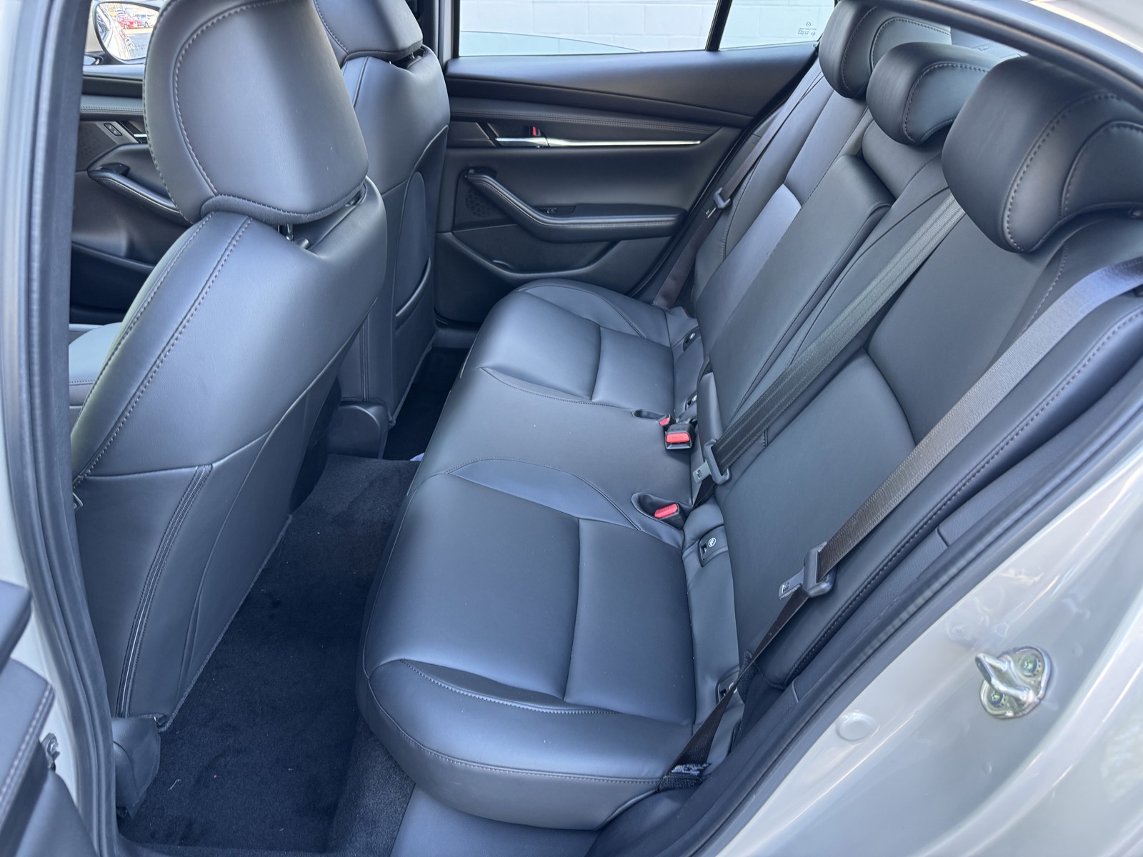2025 Mazda Mazda3 Sedan 2.5 s Preferred photo 10