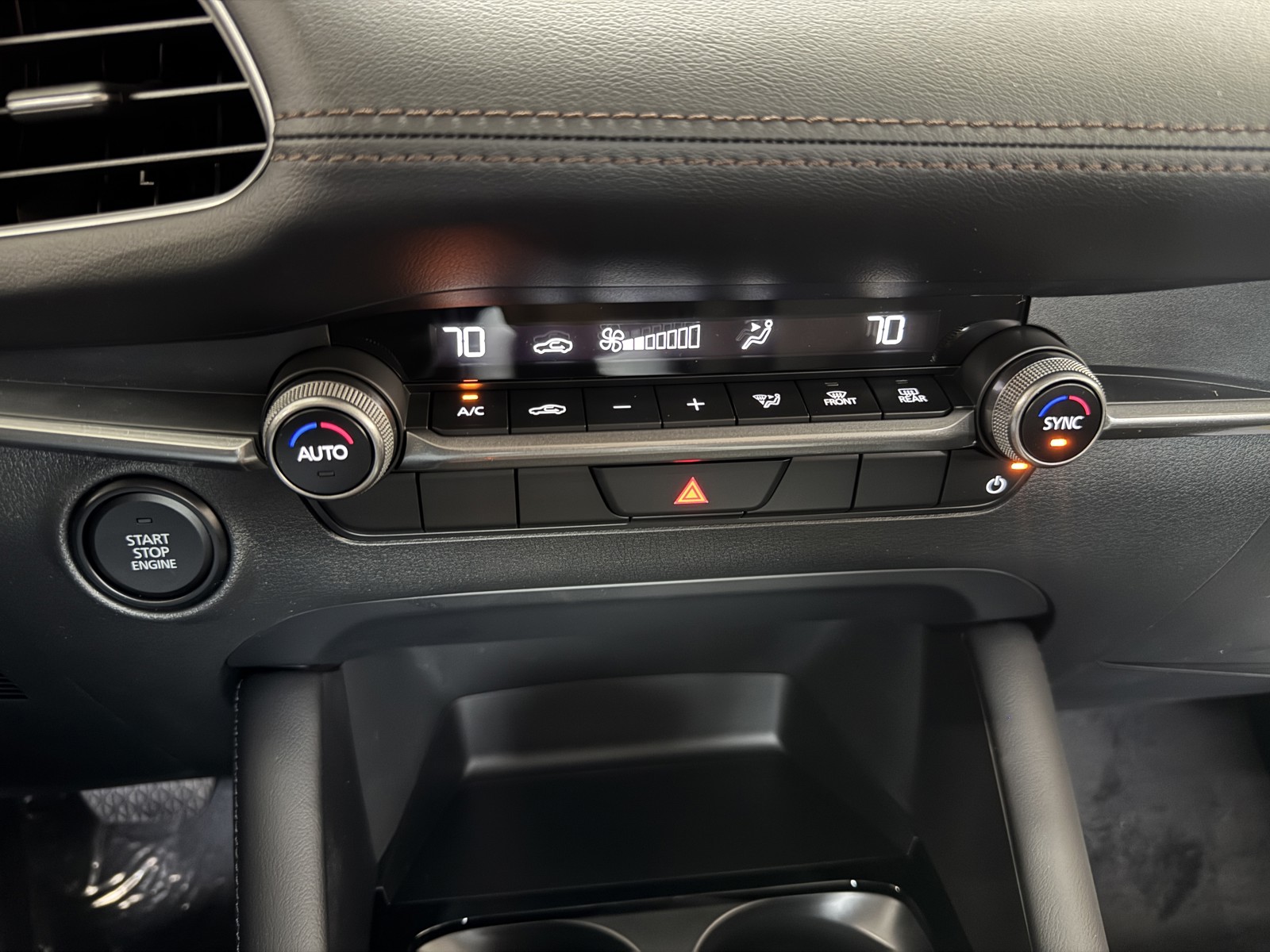 2025 Mazda Mazda3 Sedan 2.5 Select Sport photo 19
