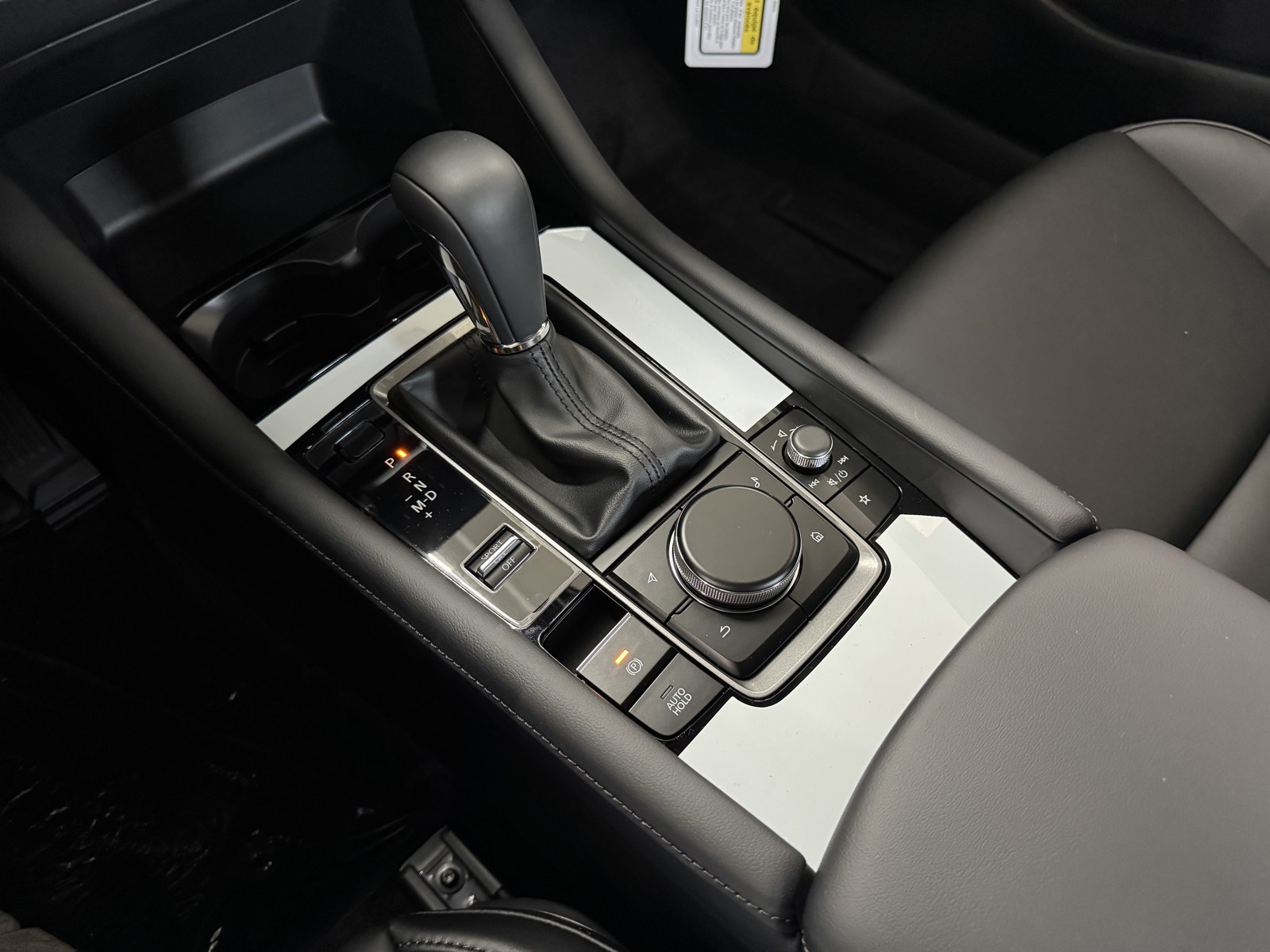 2025 Mazda Mazda3 Sedan 2.5 Select Sport photo 20