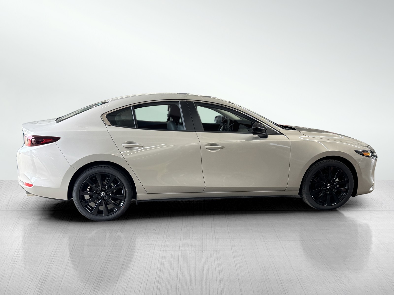 2025 Mazda Mazda3 Sedan 2.5 Select Sport photo 4