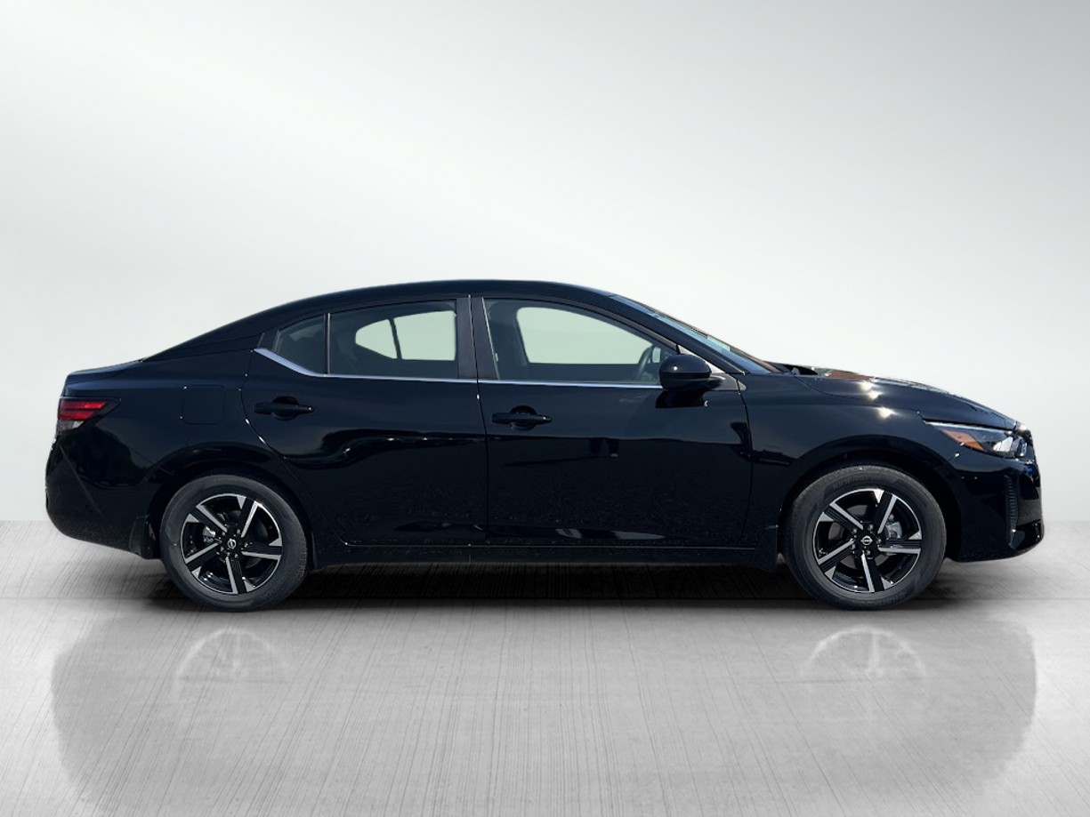 2025 Nissan Sentra SV photo 4