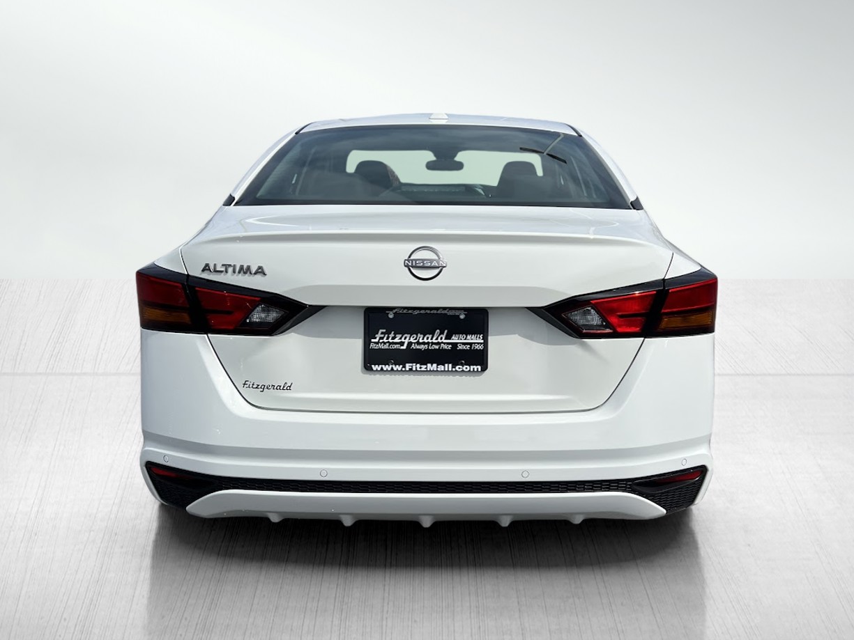 2025 Nissan Altima S photo 6