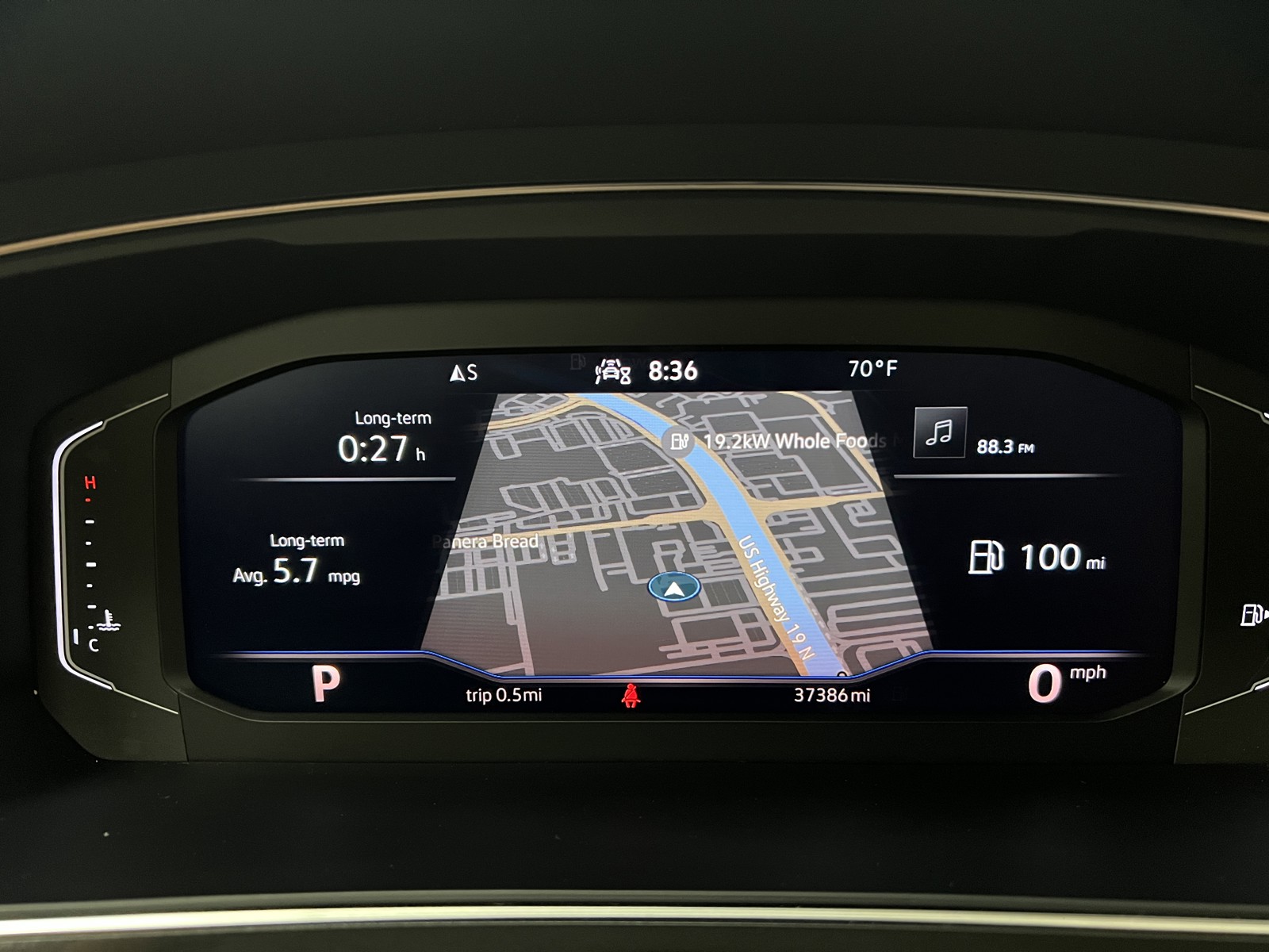 2021 Volkswagen Tiguan SEL photo 18