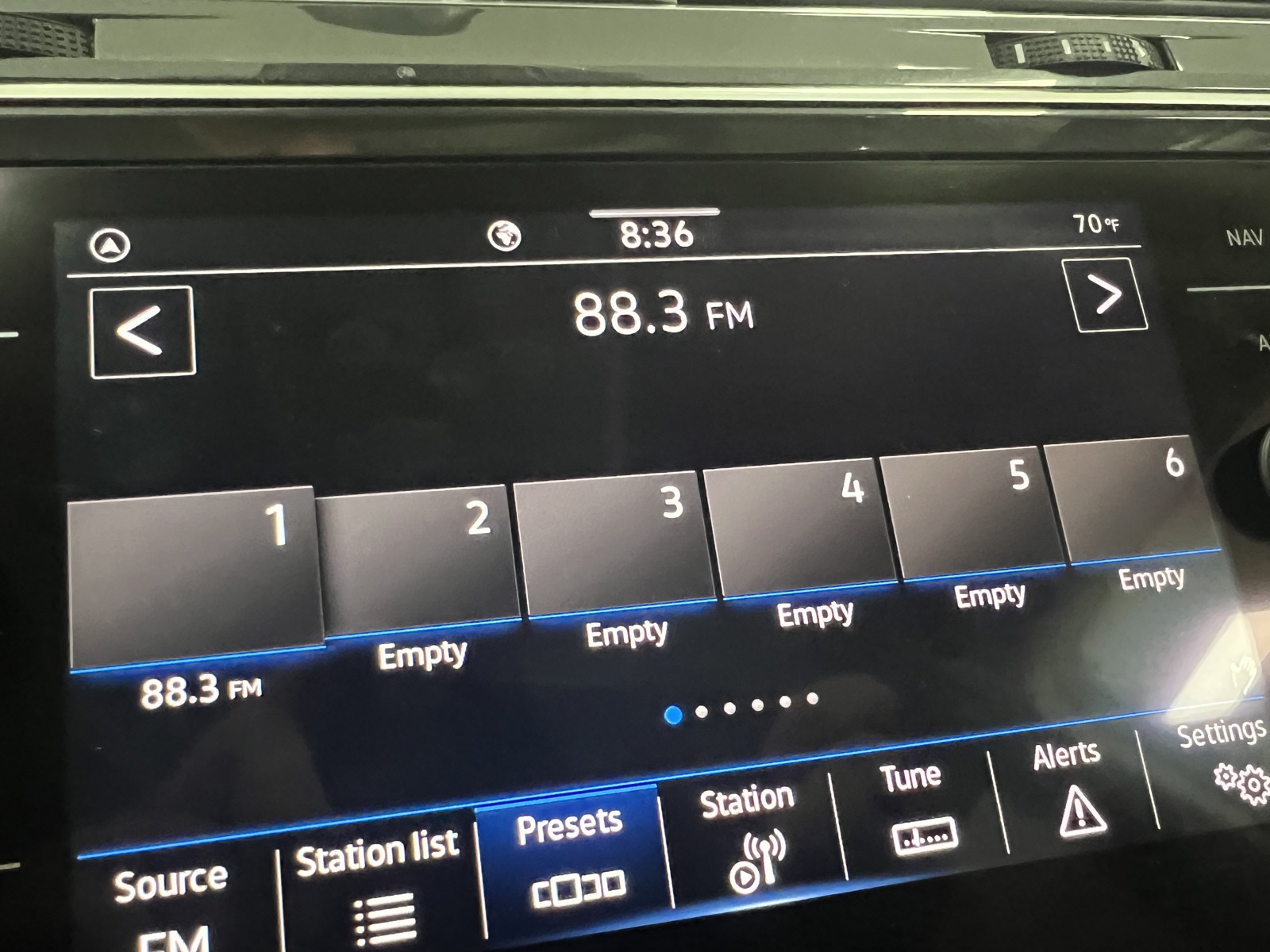 2021 Volkswagen Tiguan SEL photo 23