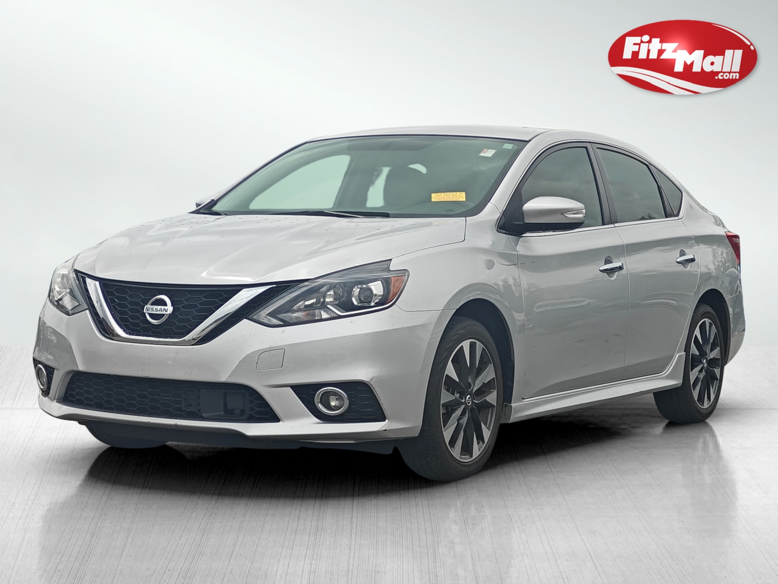2019 Nissan Sentra SR photo 2
