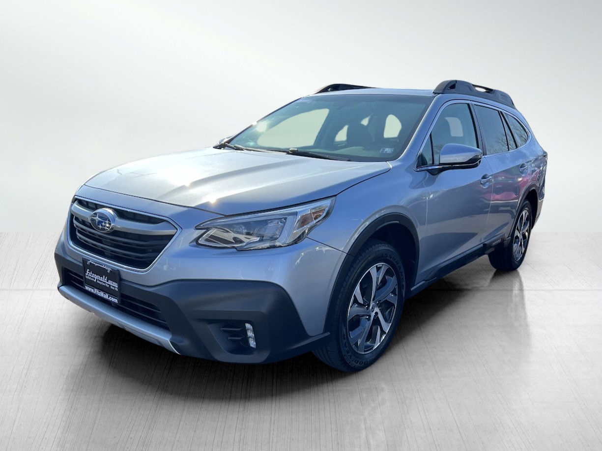 2022 Subaru Outback Limited photo 2