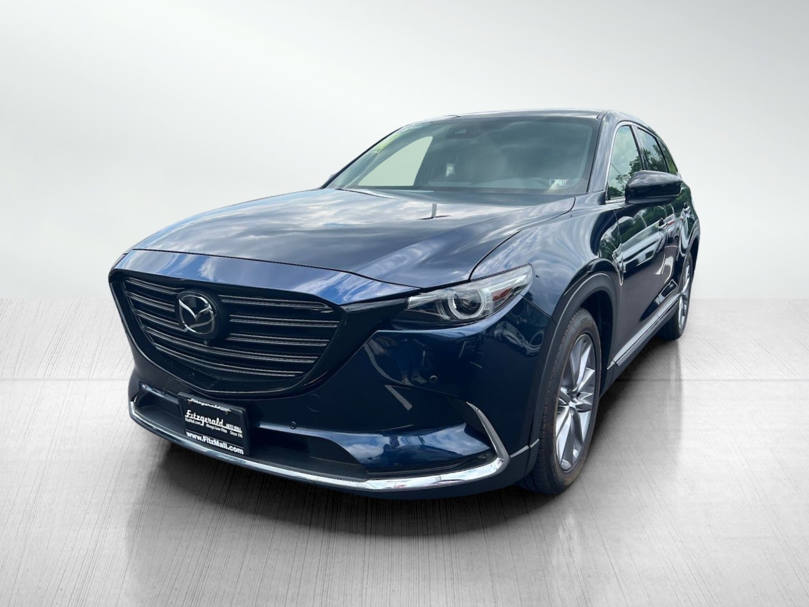 2023 Mazda CX-9 Grand Touring photo 2