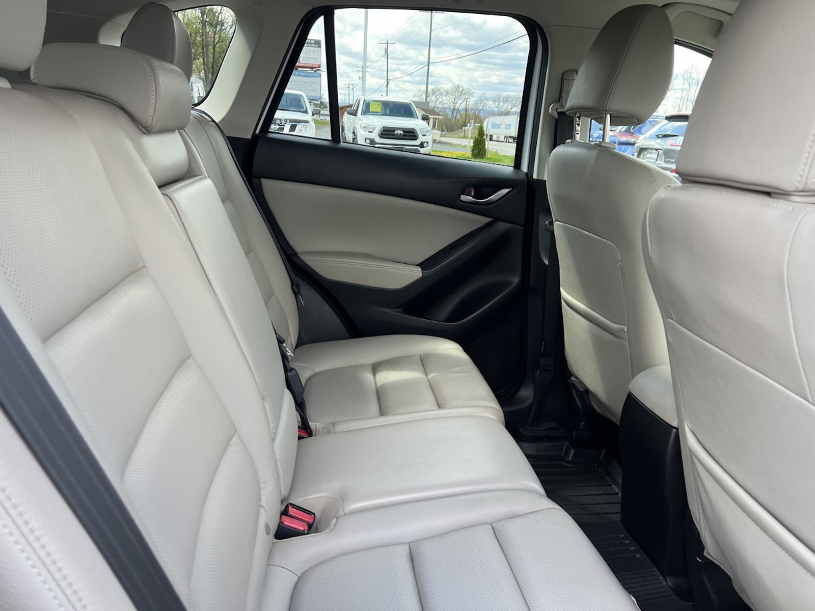2015 Mazda CX-5 Grand Touring photo 16