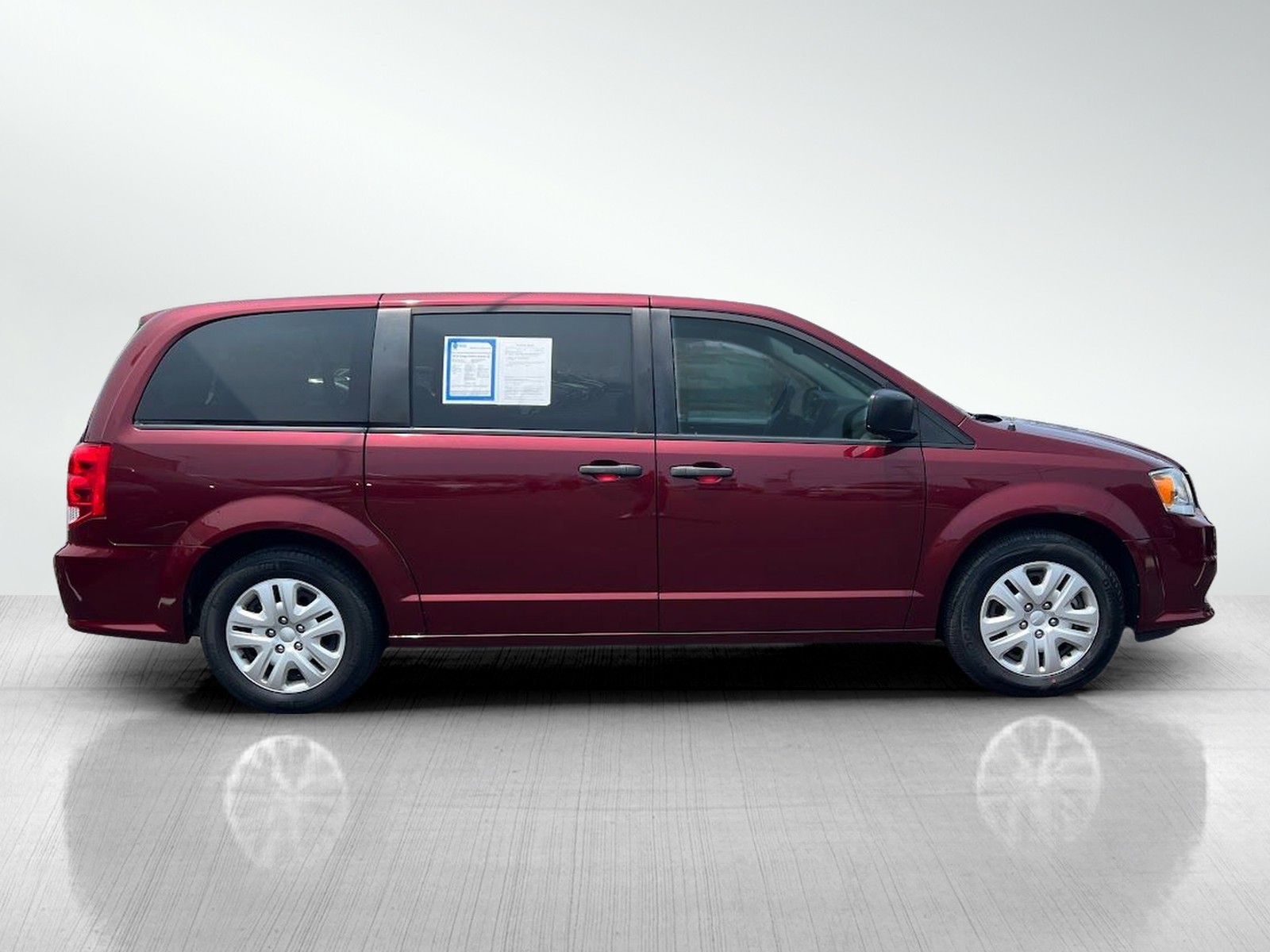 2019 Dodge Grand Caravan SE photo 4