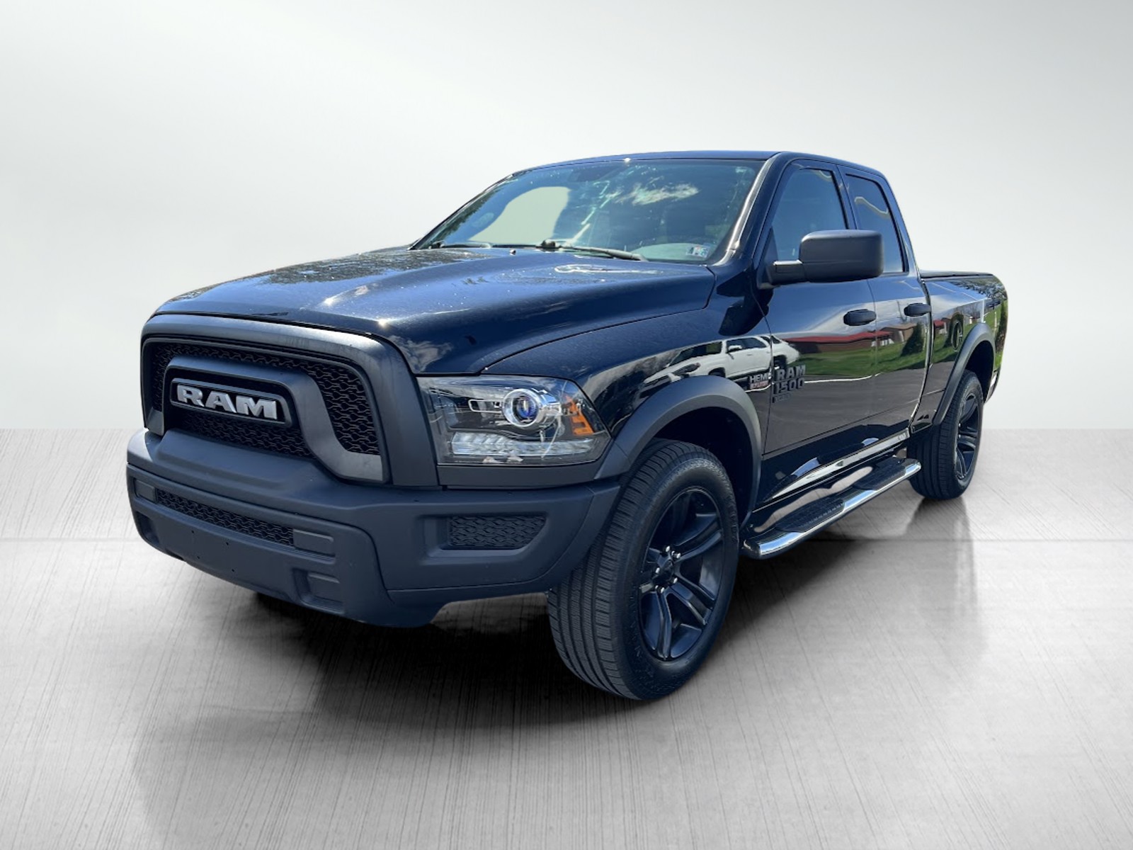 2021 Ram 1500 Classic Warlock photo 2