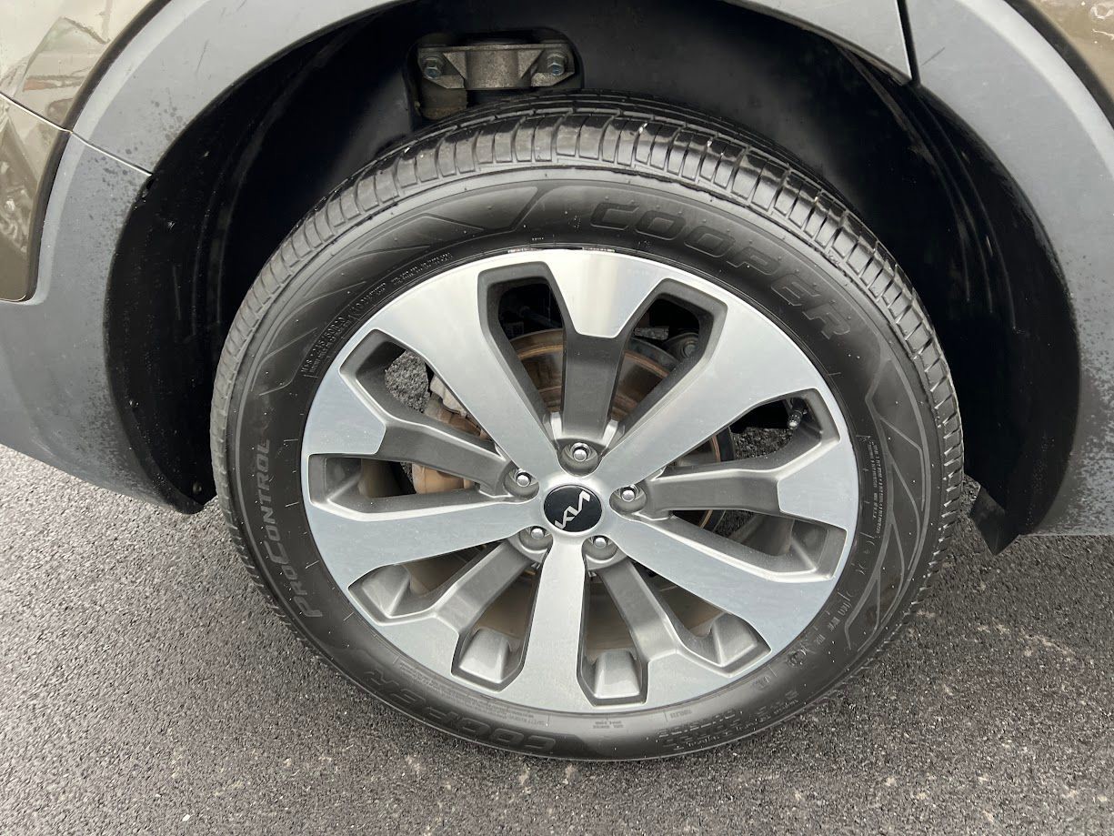 2022 Kia Telluride S photo 10
