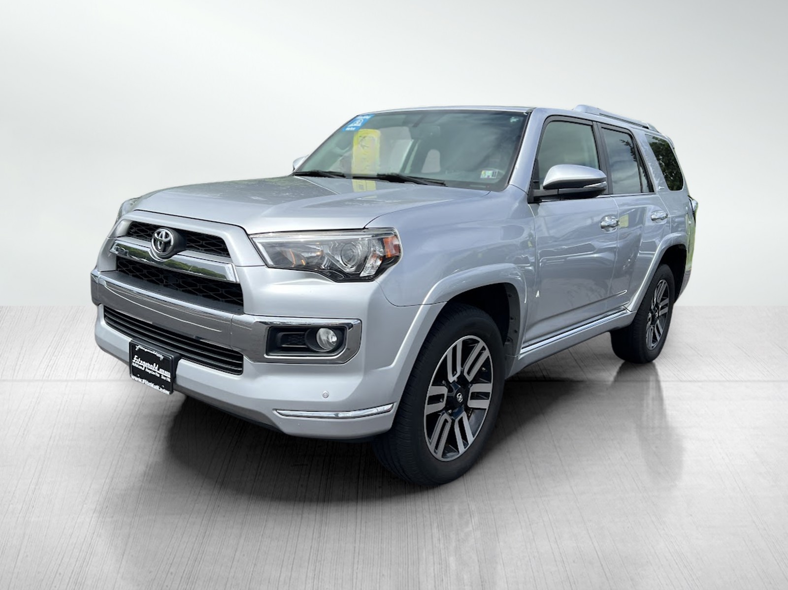 2017 Toyota 4Runner Limited photo 2
