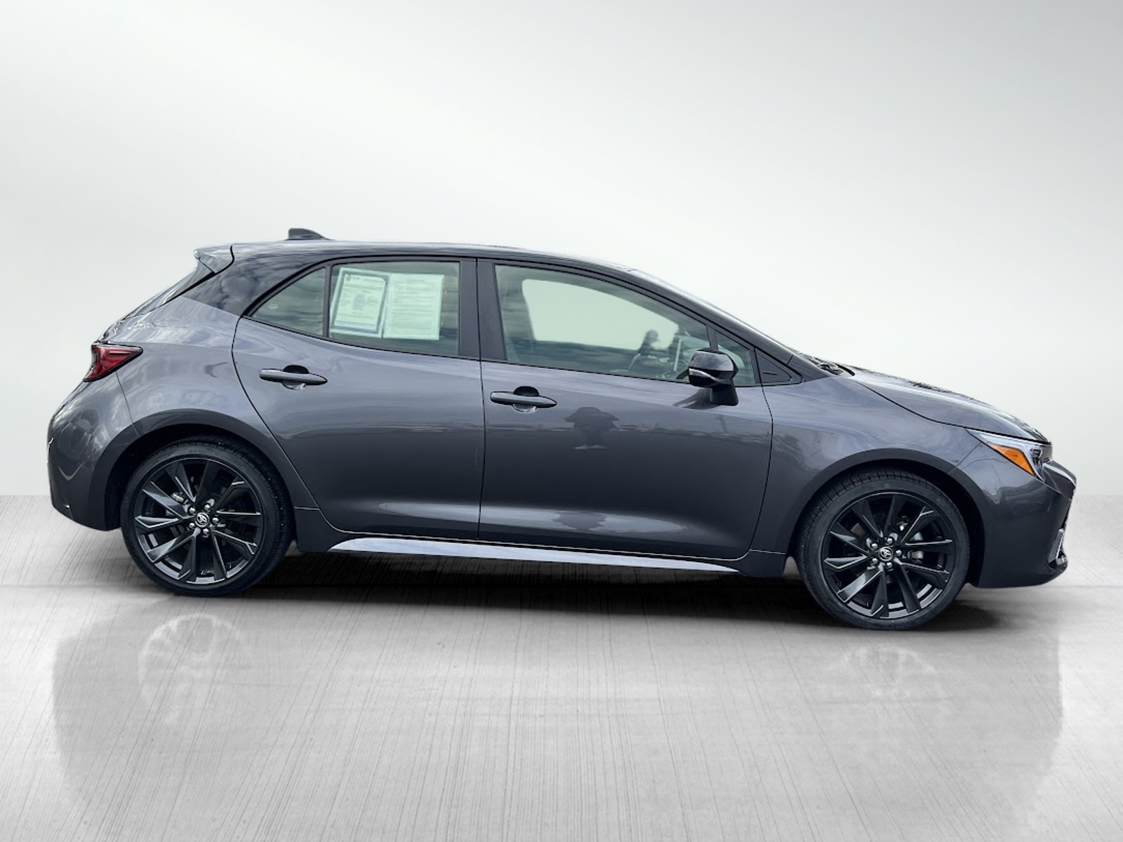 2023 Toyota Corolla XSE photo 4