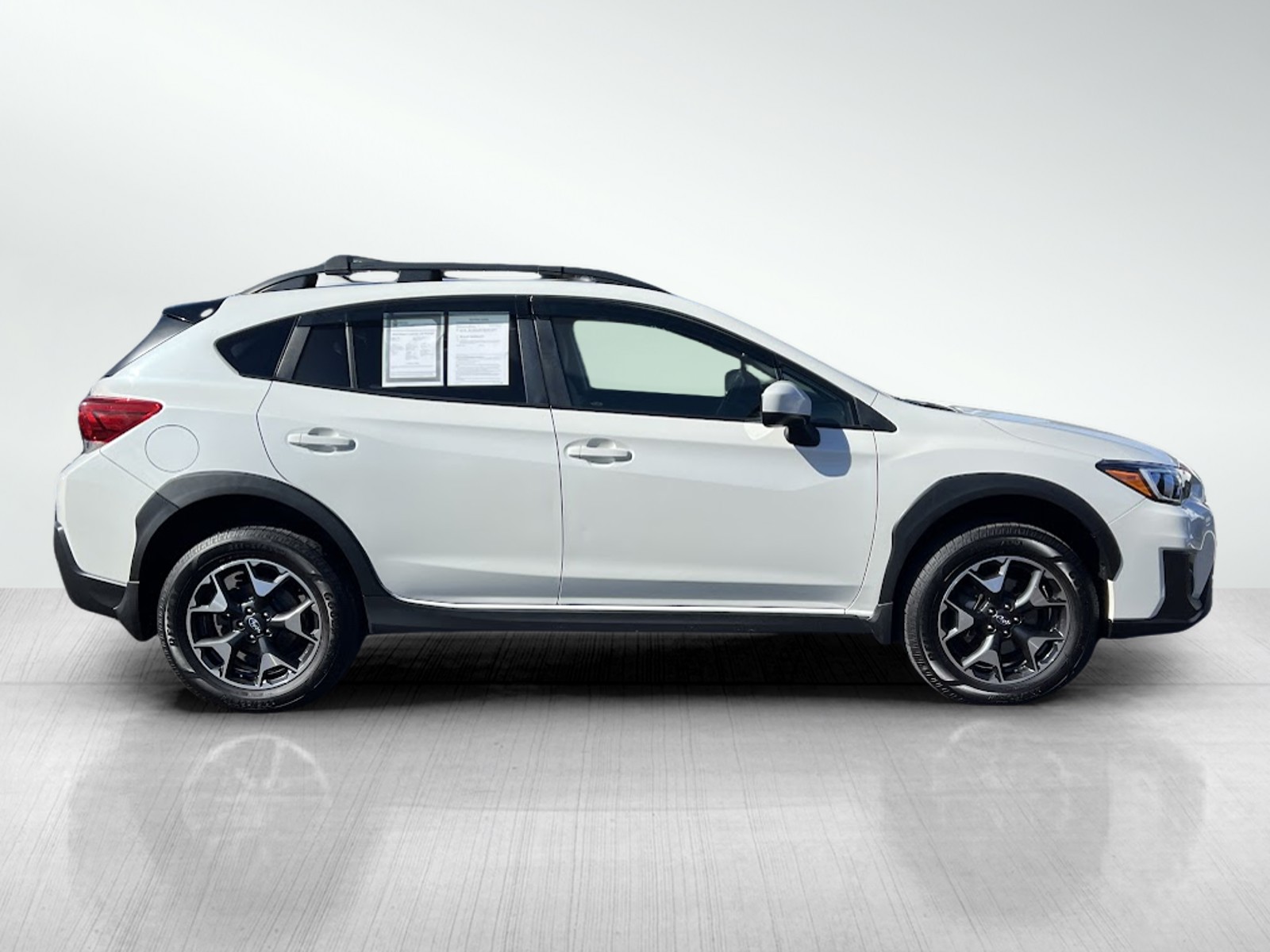 2019 Subaru Crosstrek 2.0i Premium photo 4