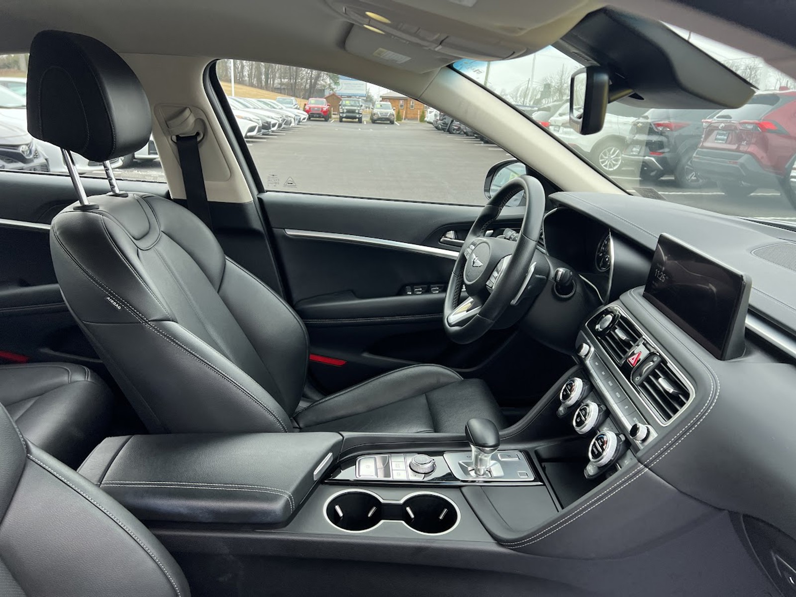 2023 Genesis G70 2.0T photo 17