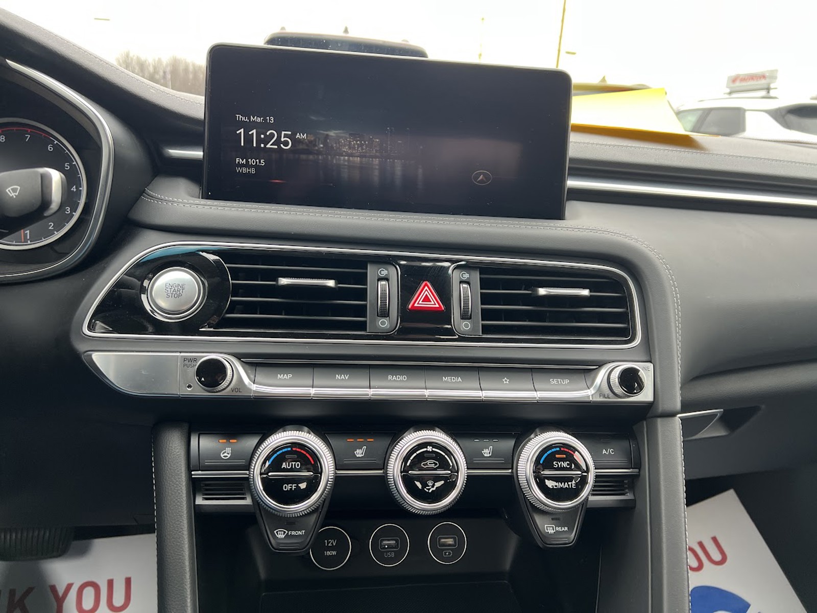2023 Genesis G70 2.0T photo 20