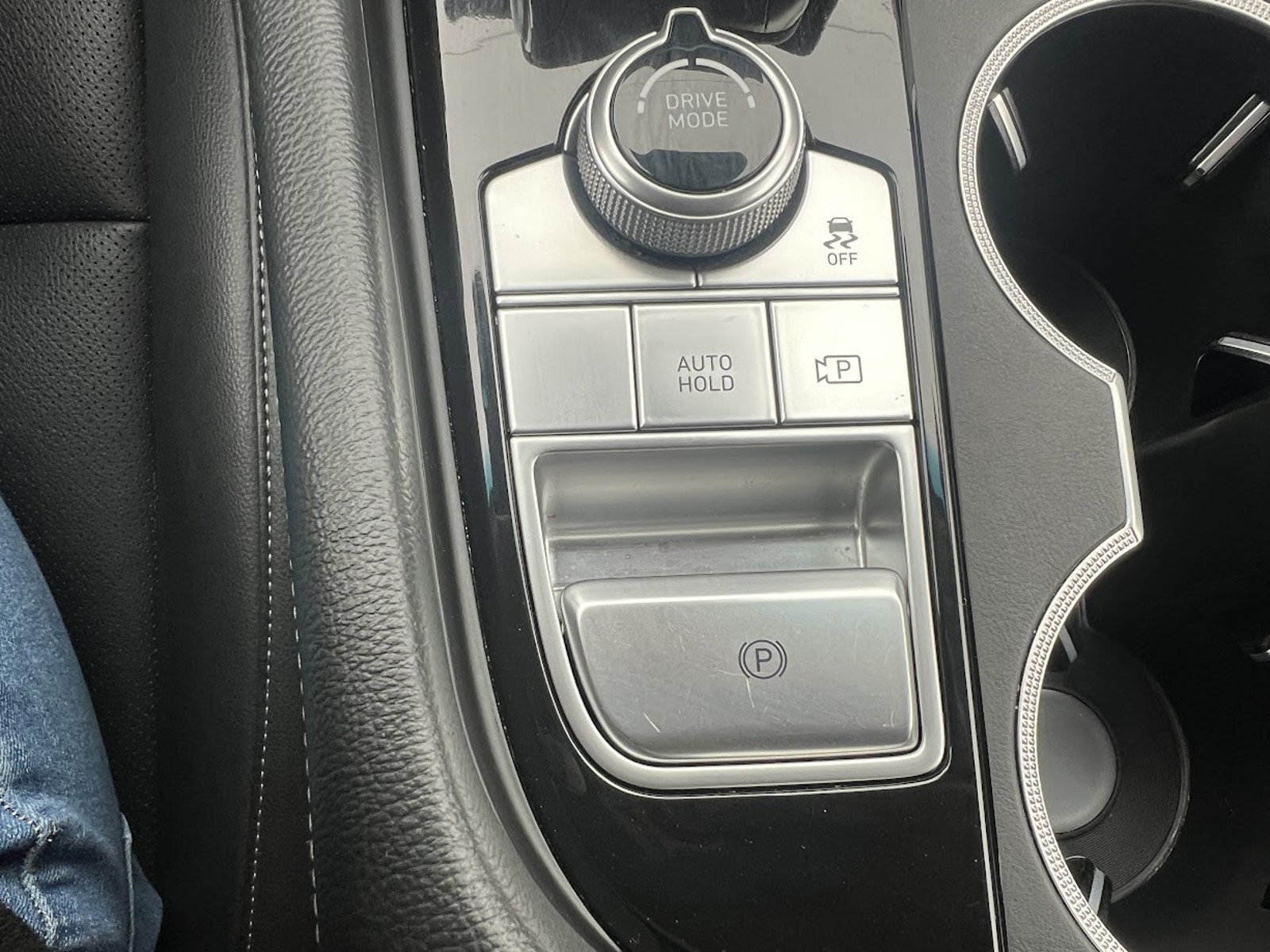 2023 Genesis G70 2.0T photo 22