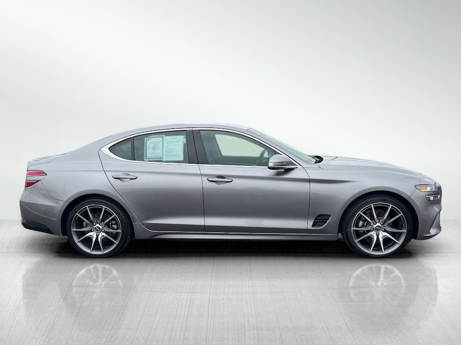 2023 Genesis G70 2.0T photo 4