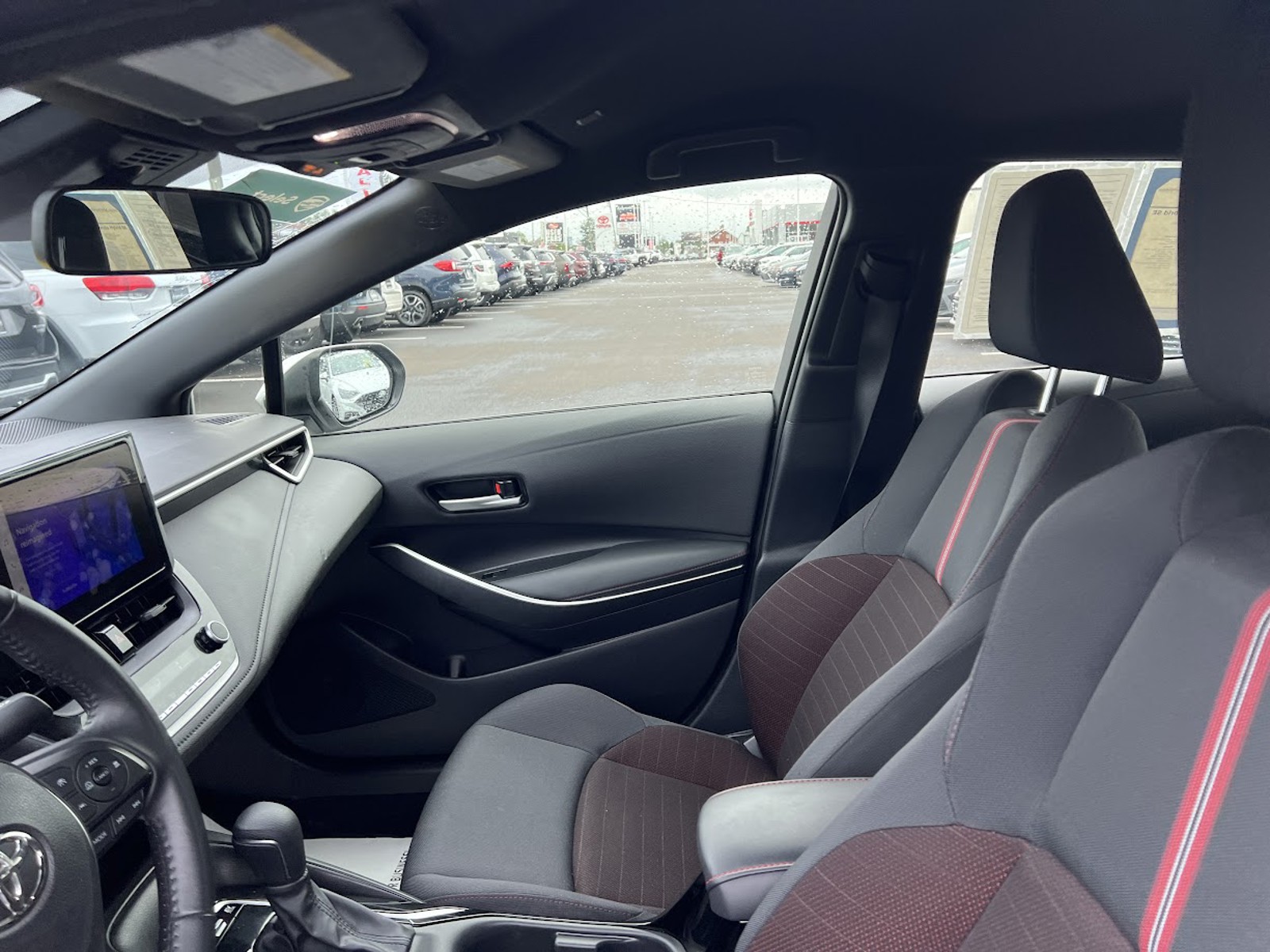 2023 Toyota Corolla Hybrid SE photo 13