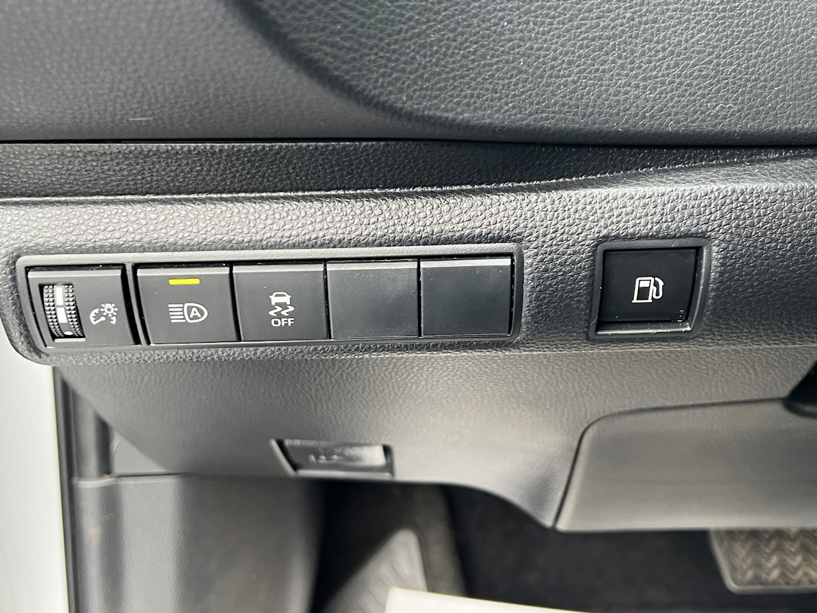 2023 Toyota Corolla Hybrid SE photo 19