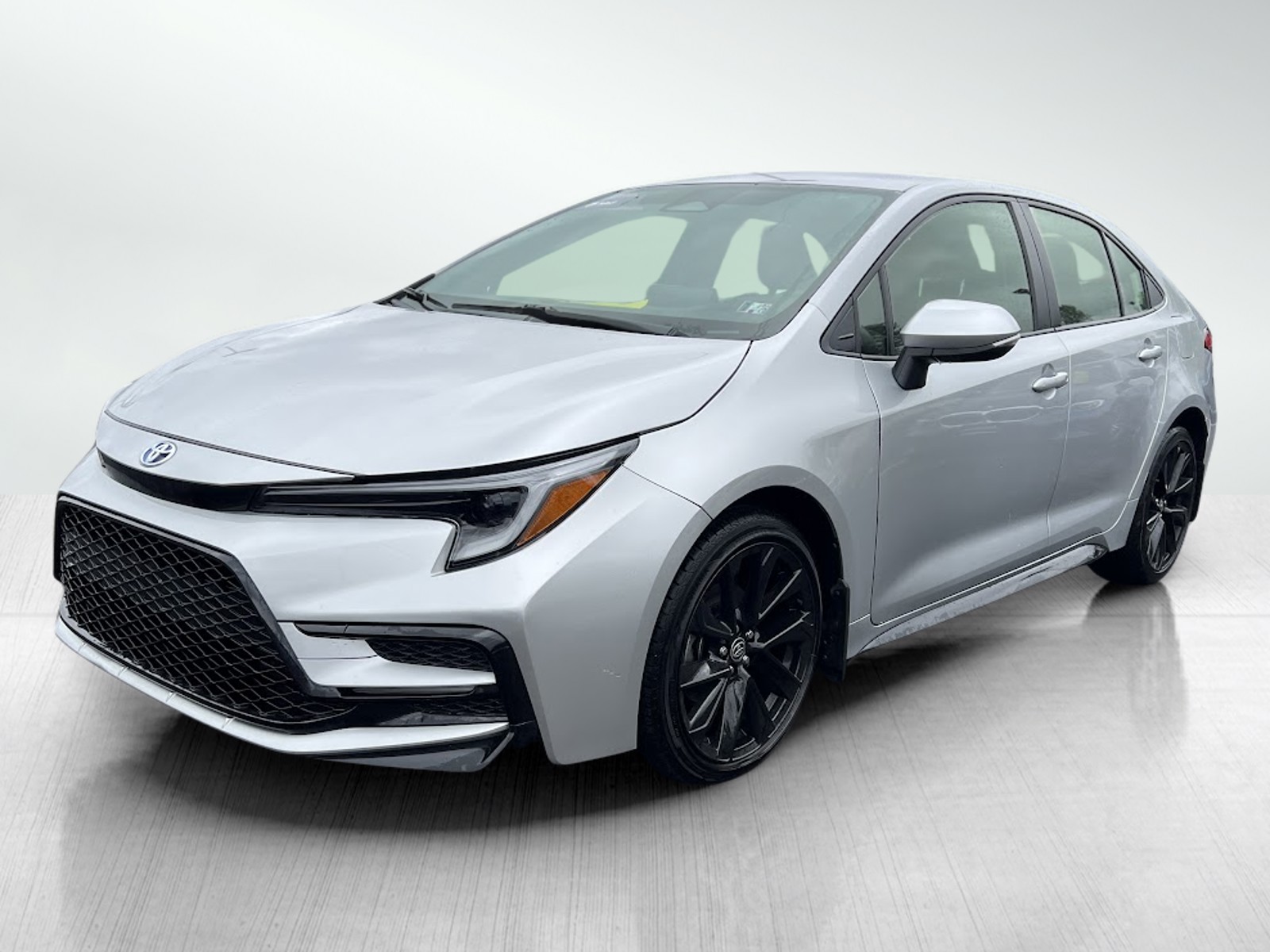 2023 Toyota Corolla Hybrid SE photo 2