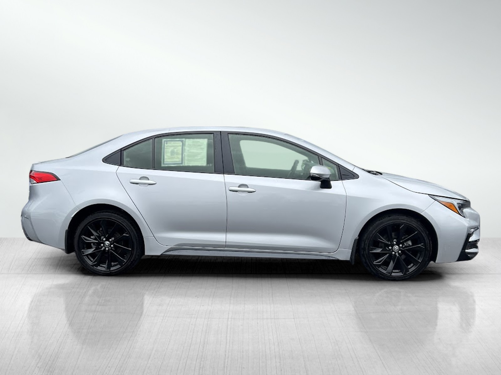 2023 Toyota Corolla Hybrid SE photo 4