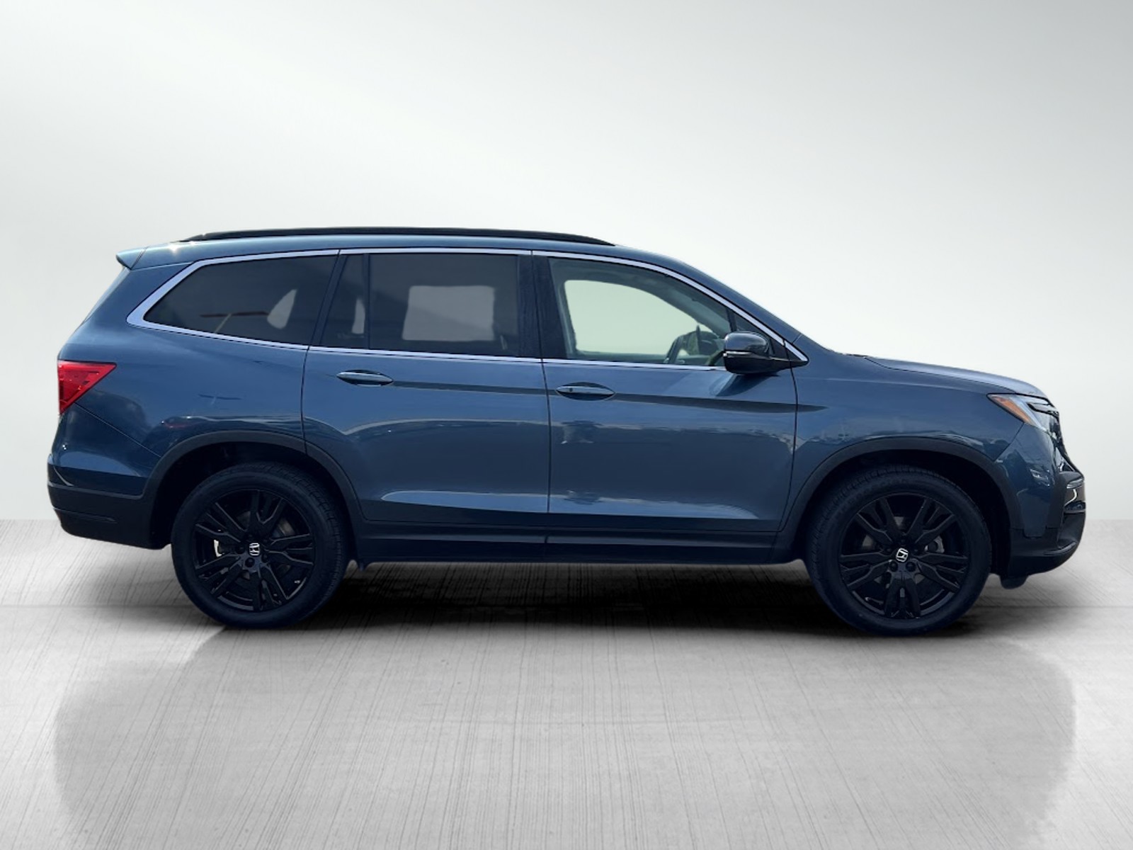 2021 Honda Pilot Special Edition photo 4